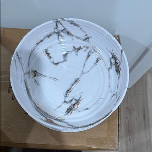 Melamine bowl set of 4 new